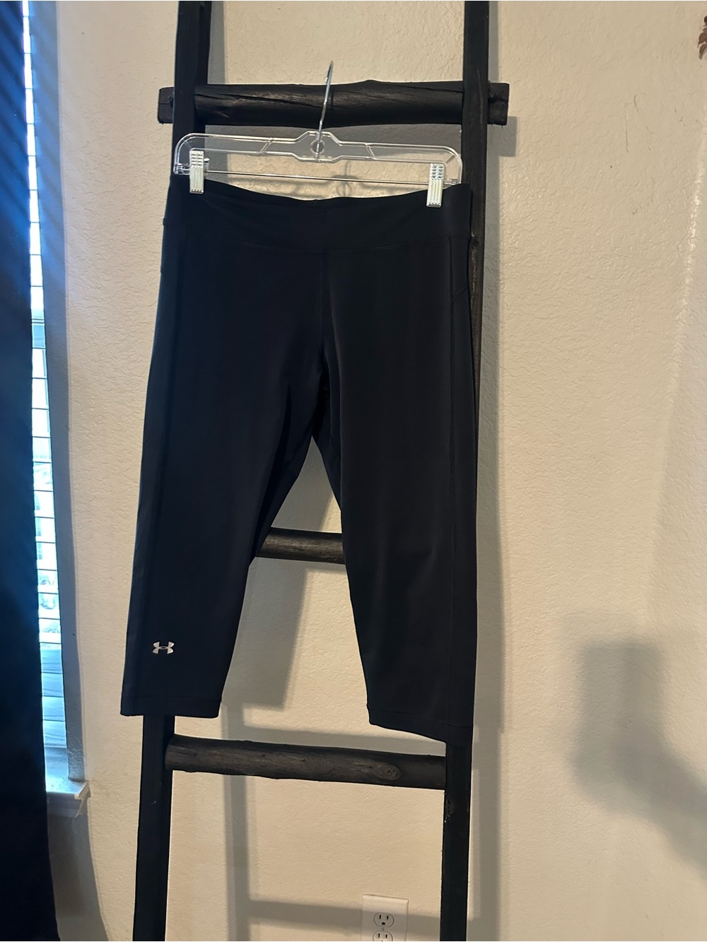 Under Armour Black Capri Active Leggings for Kids